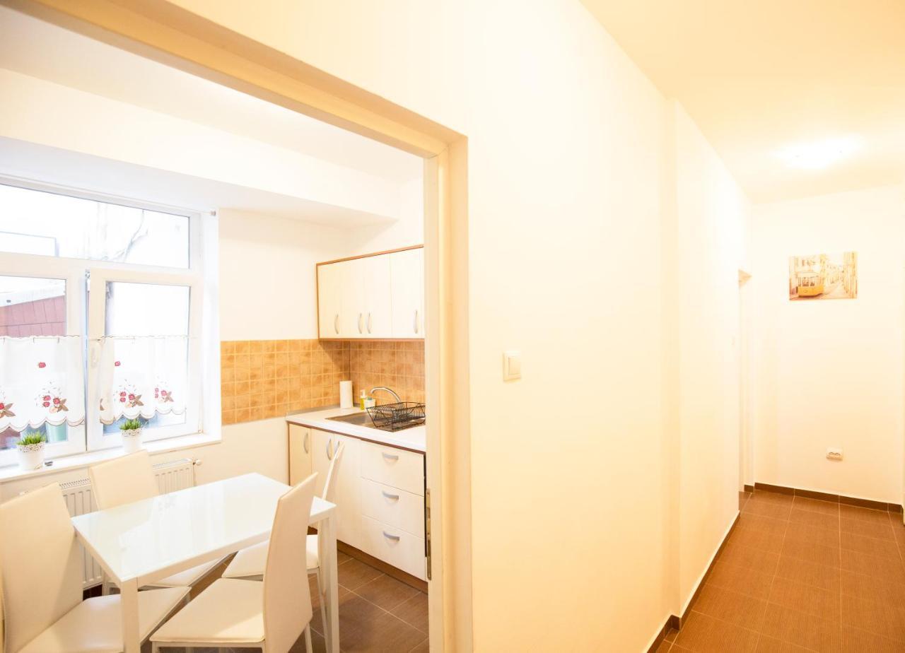 Sunny Old Town Apartment Braşov Dış mekan fotoğraf