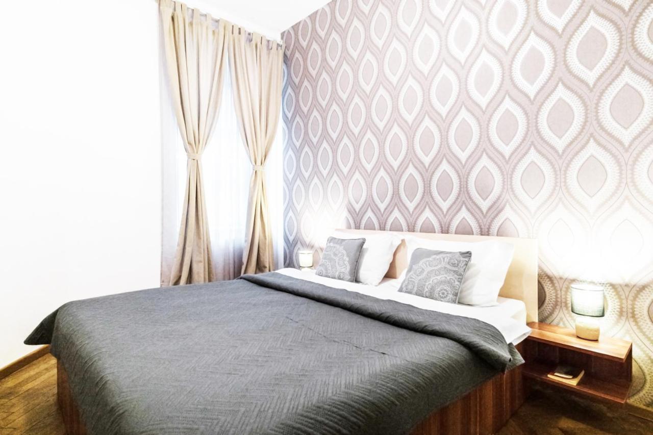 Sunny Old Town Apartment Braşov Dış mekan fotoğraf